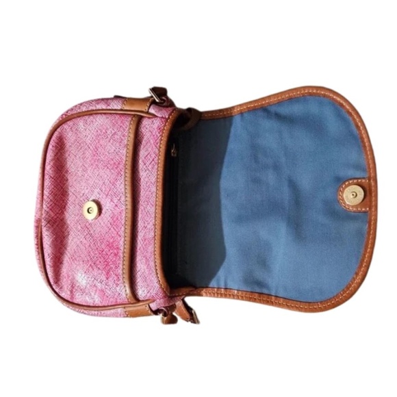 Dooney and Bourke Rare Saddle Flap Bag in Pink Glimmer - Picture 2 of 6